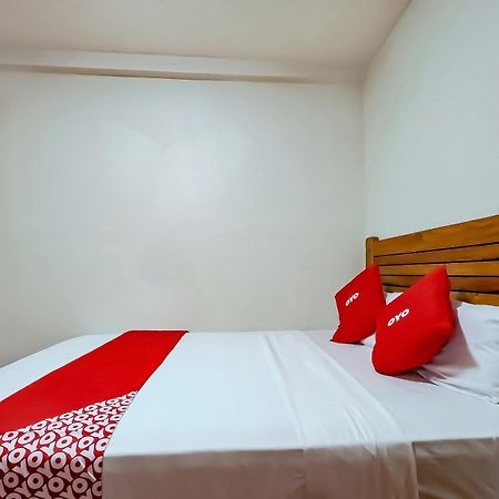 Cote D' Azure Hotel Las Piñas Kültér fotó