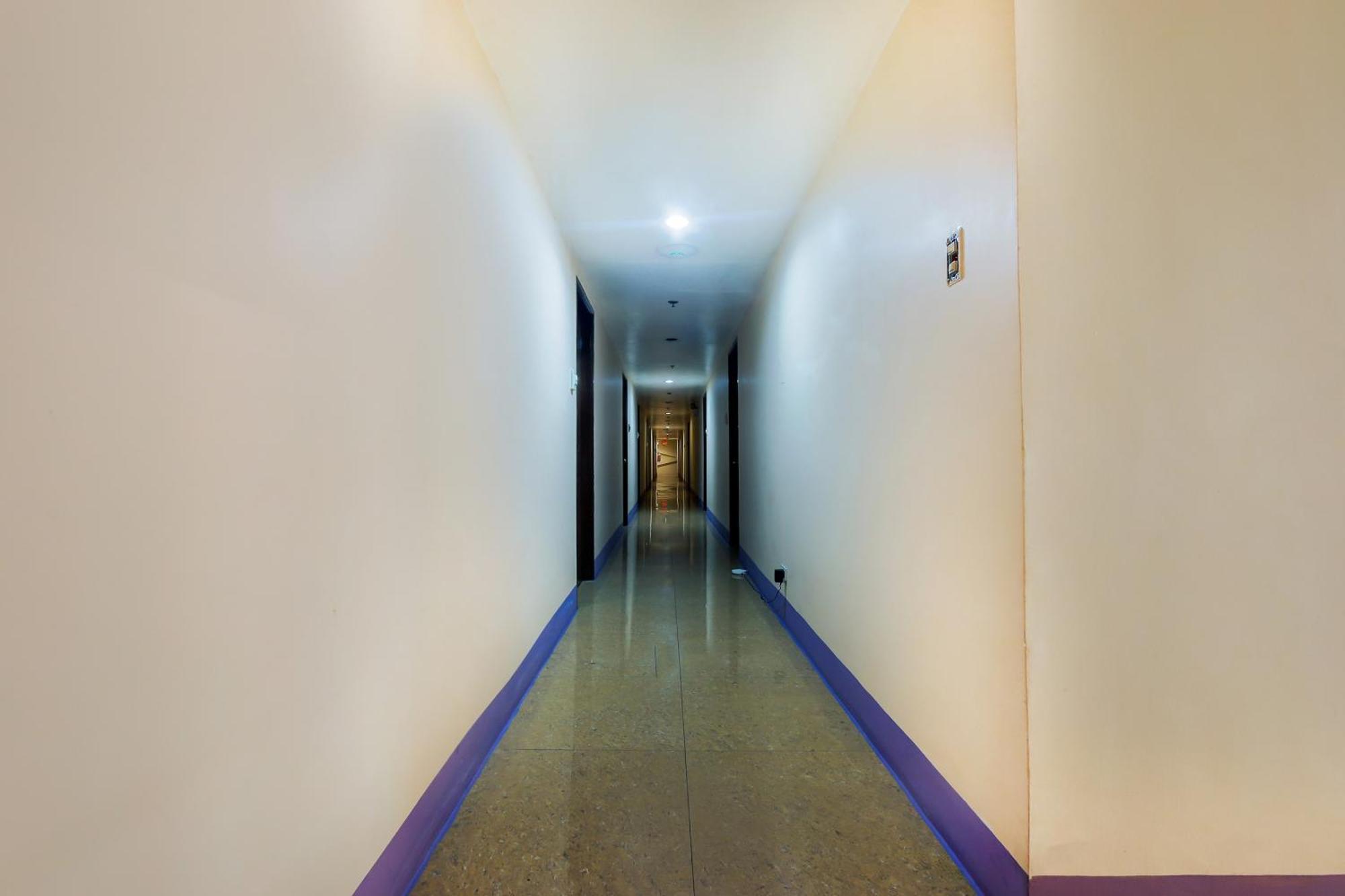 Cote D' Azure Hotel Las Piñas Kültér fotó
