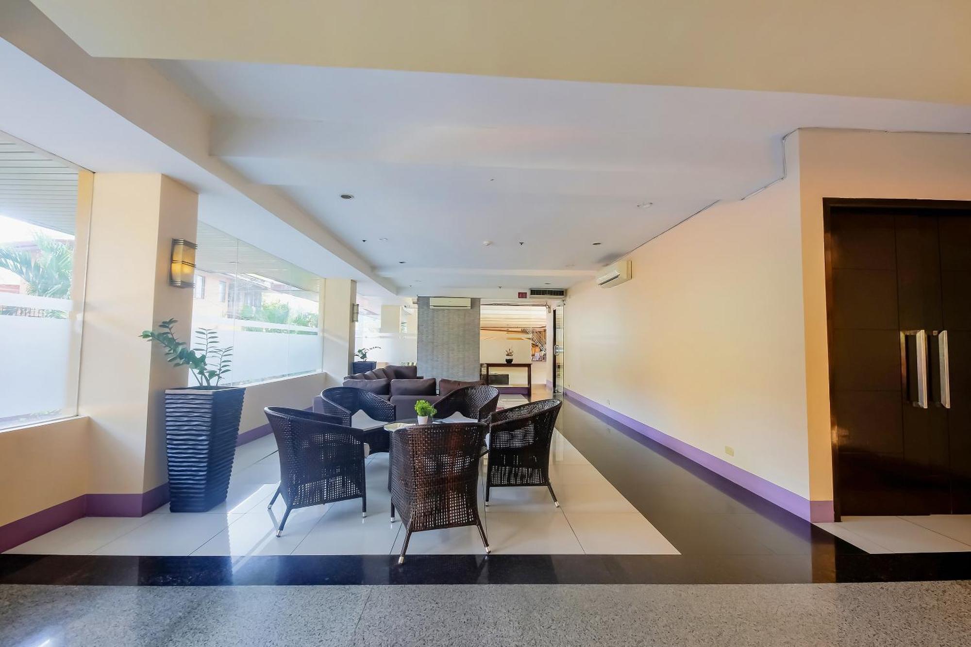 Cote D' Azure Hotel Las Piñas Kültér fotó